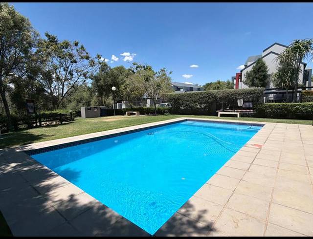 3 BEDROOM PROPERTY TO RENT IN LONEHILL